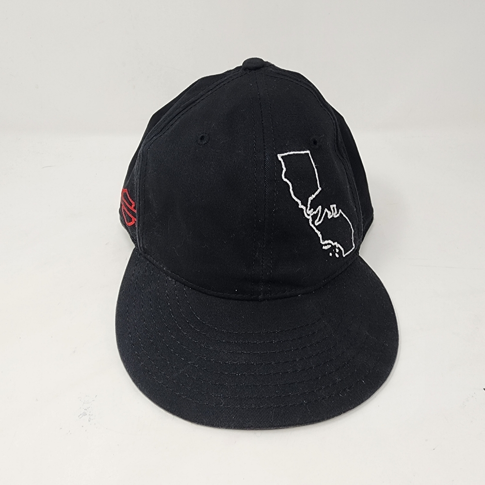 Harley-Davidson California Harbor City A-Flex Fitted Hat – Black/Red – Men’s
